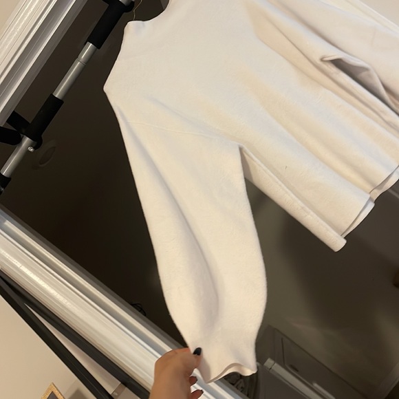 White Vestique Sweater - Picture 3 of 6